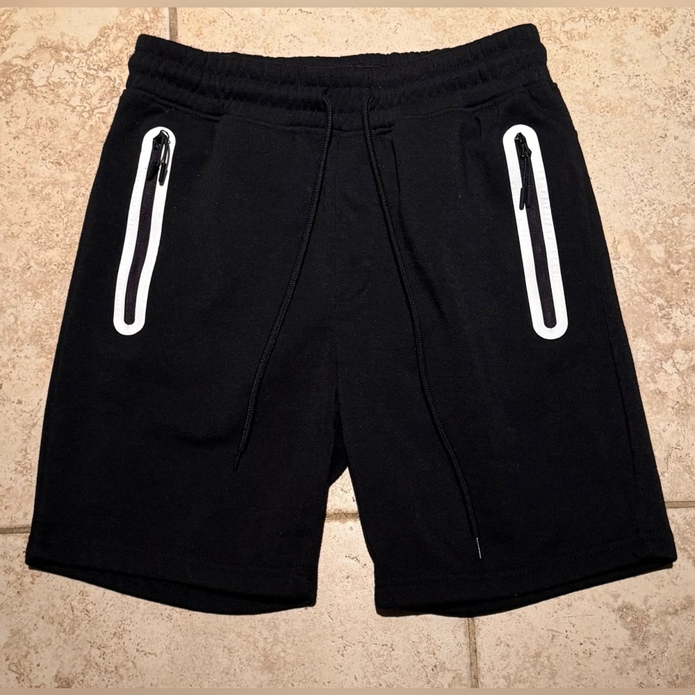 Brooklyn Cloth 7" Inseam Heat Seal Zip Pocket Short